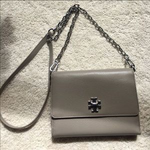 NWT Tory Burch Mercer Chain Wallet in French Gray